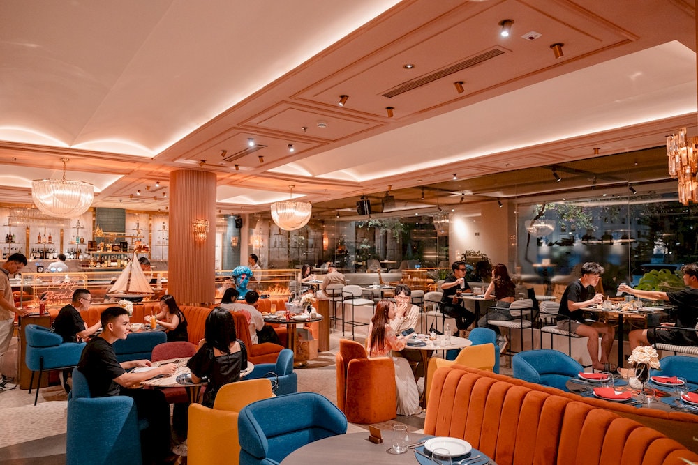 Steakhouse de Paris brings vintage Parisian charm with warm tones and intimate lighting